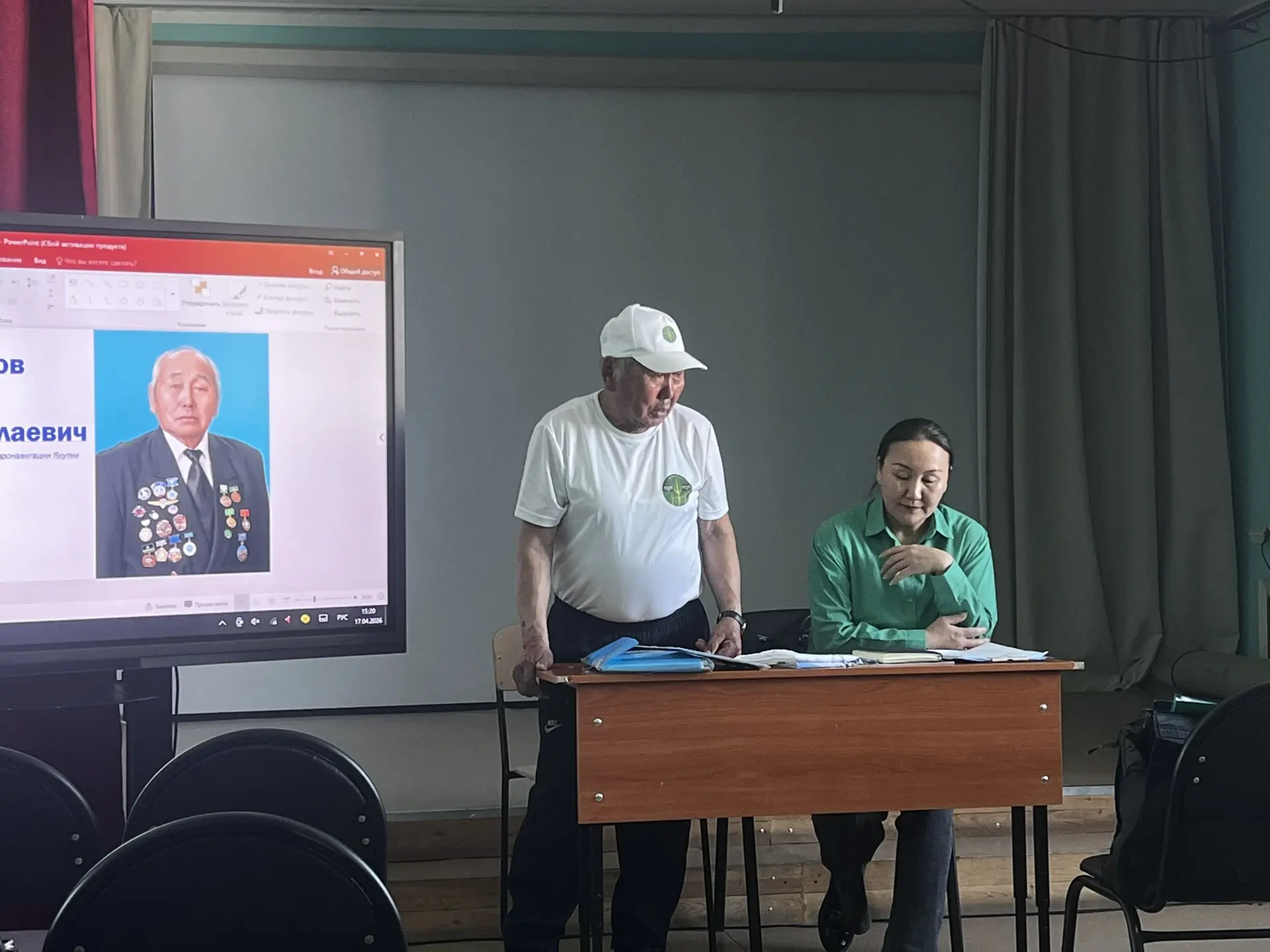 Муус устар 17 күнүгэр оскуолабытыгар Саха Өрөспүүбүлүкэтин городошнай успуорт федерациятын бэрэсидьи