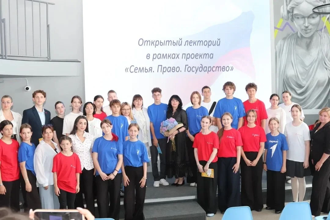 🌐СЕМЬЯ. ПРАВО. ГОСУДАРСТВО 

Сегодня наши активисты Движения Первых 
🔺Мальцев Андрей
🔺Снегирёва А
