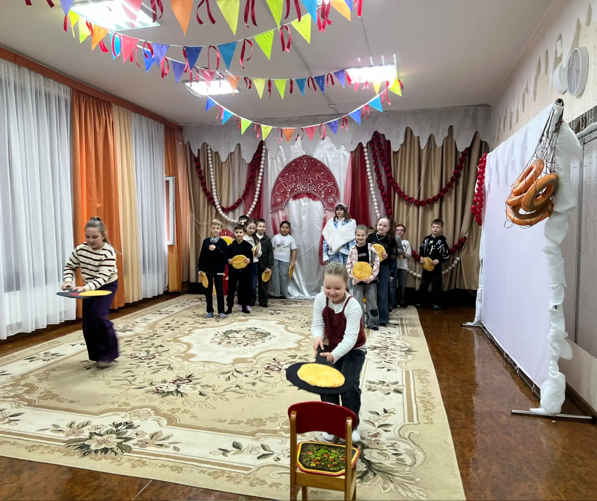 🥞Началась  самая веселая неделя года — Масленица!  🥳Масленичная неделя официально стартовала! Время 