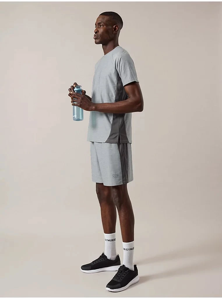 ⚡️Немного новинок от Английского бренда ASDA GEORGE🔥

⚡️Футболка  2190 р 

⚡️https://direct.asda.co