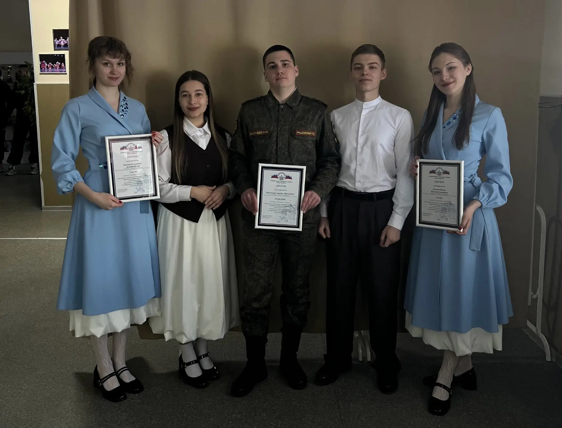 🏆 Взяли Гран-при!   В Доме культуры «Октябрьский» состоялся фестиваль гражданско-патриотической песн