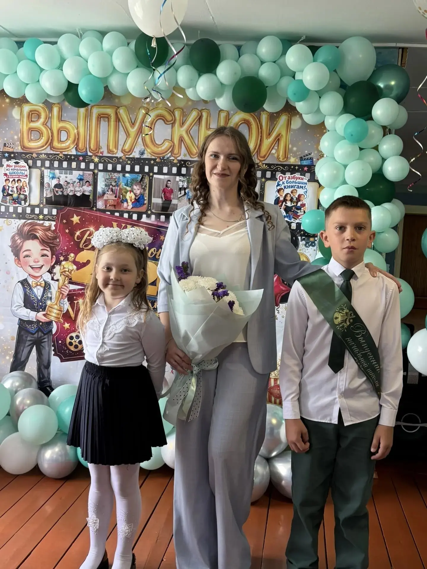27 мая в нашей школе состоялось торжественное событие - прошёл выпускной у 4 класса - "...