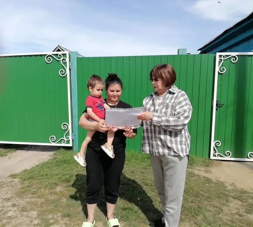 Окно — не место для игр! 🚫👶