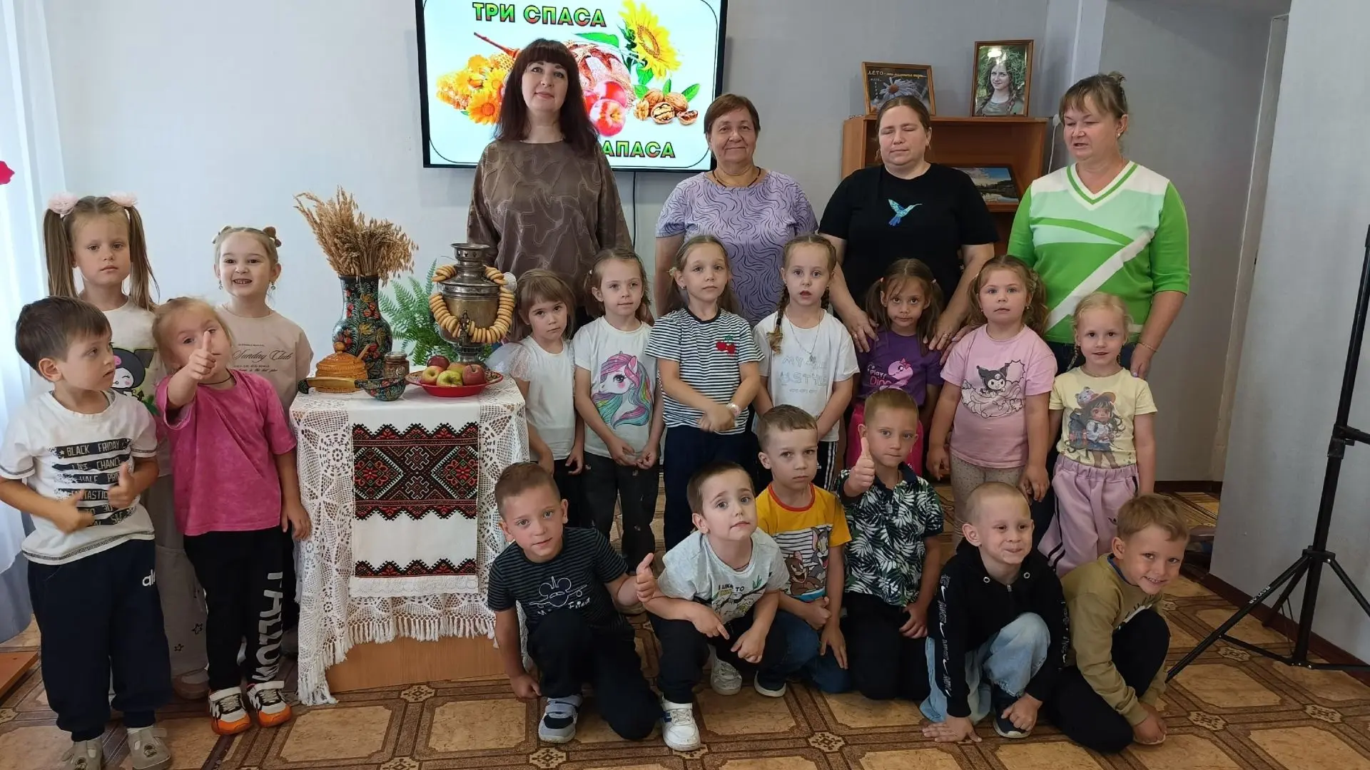 В Нижнеломовском краеведческом музее активно продолжают работу по формированию живого и...