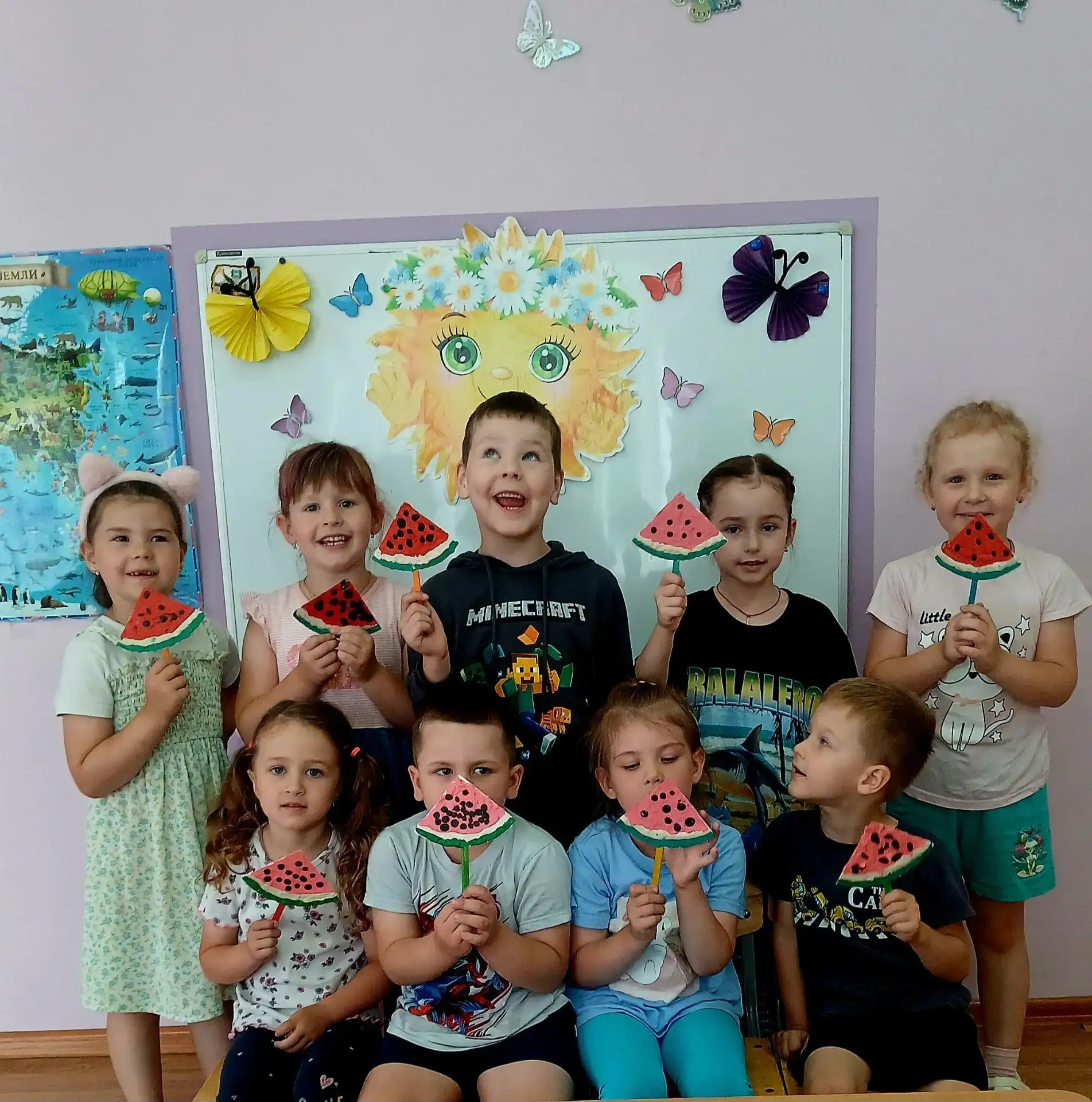 🍉Этим летом наши воспитанники создают настоящие шедевры. Главный герой творческих работ — конечно ж