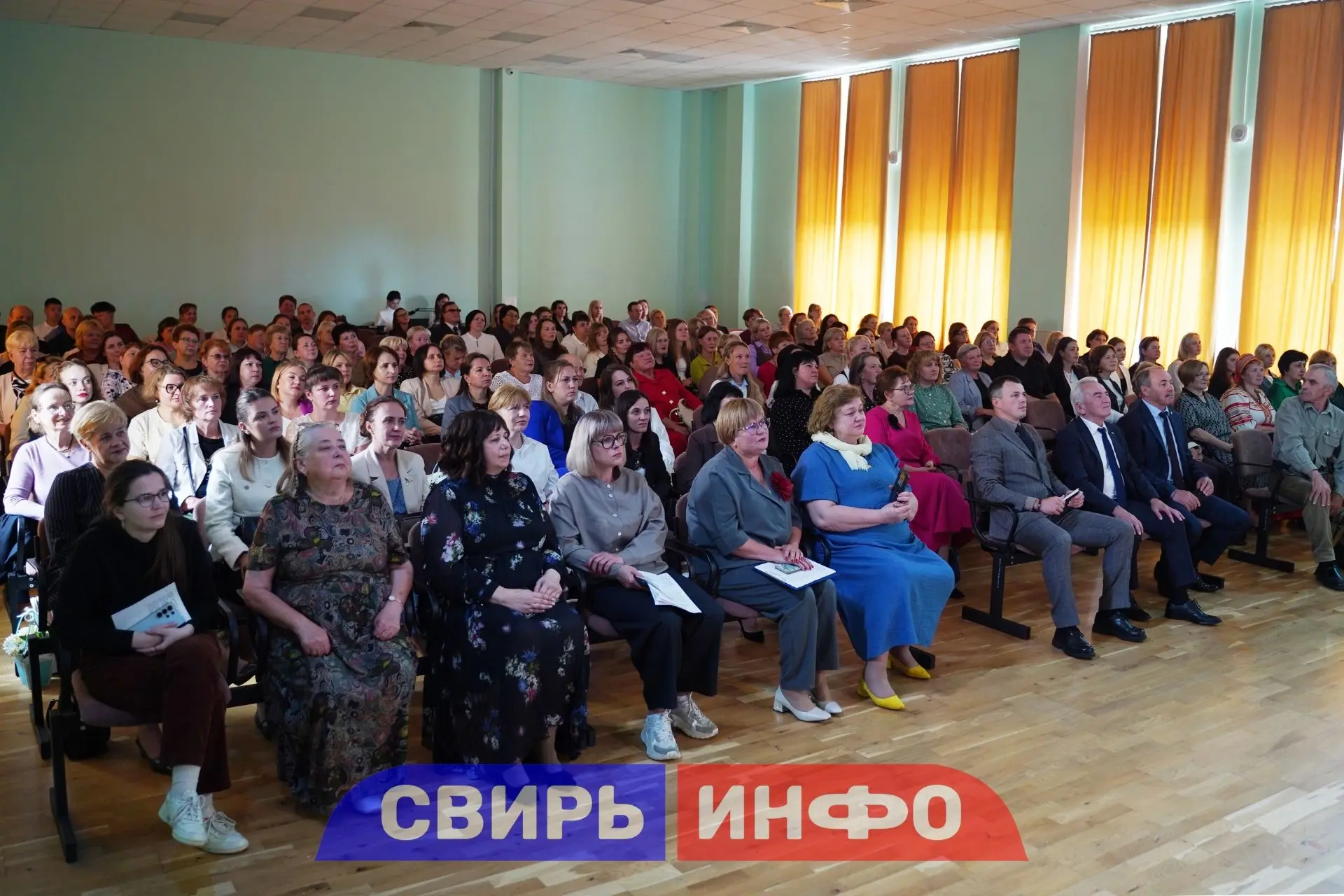 26 августа делегация Важинского образовательного центра приняла участие в августовском ...