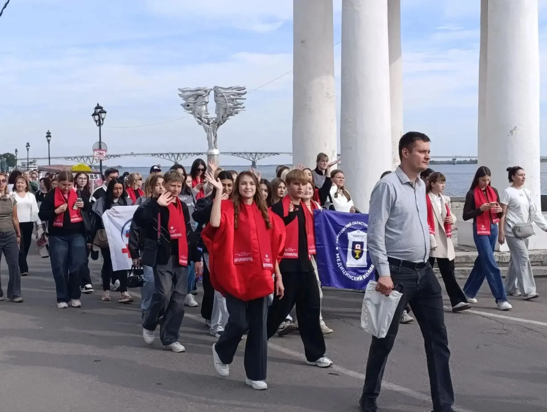 🚶 Около тысячи жителей области прошли по 10 тысяч шагов