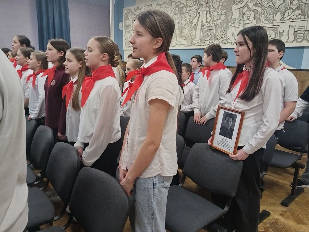 🎤 В лицее —   Песни войны...  На этой неделе в стенах  лицея царит особая атмосфера. Ученики с 3 по 