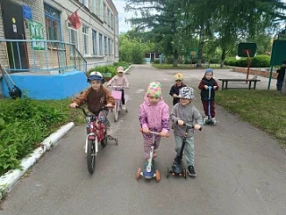 В нашем детском саду проходила городская физкультурно-оздоровительную акция «Все на велосипед!» с це
