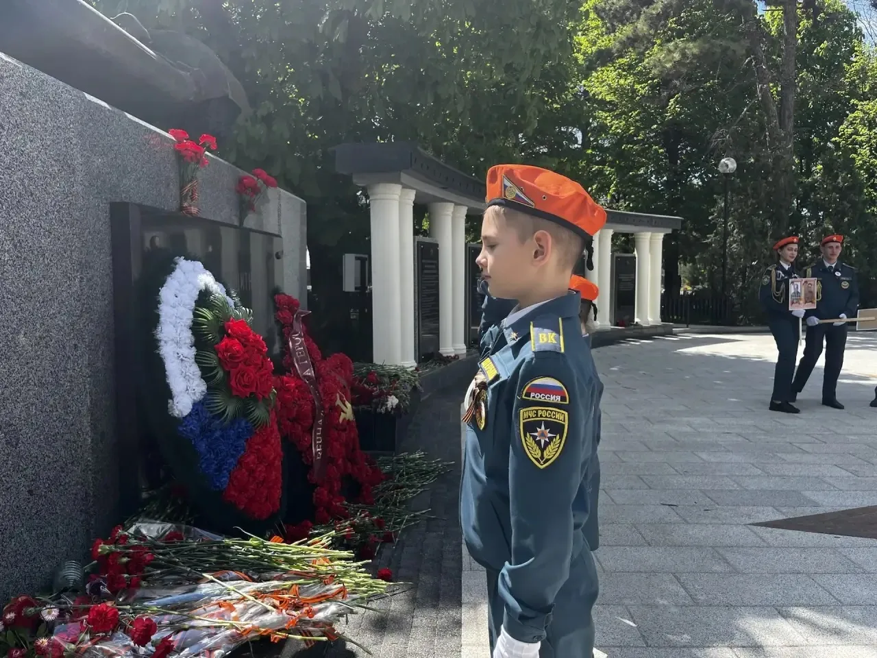 🌟 Помним. Гордимся. Благодарим.  📌В преддверии Дня Великой Победы кадеты МБОУ «Школа-гимназия, детск