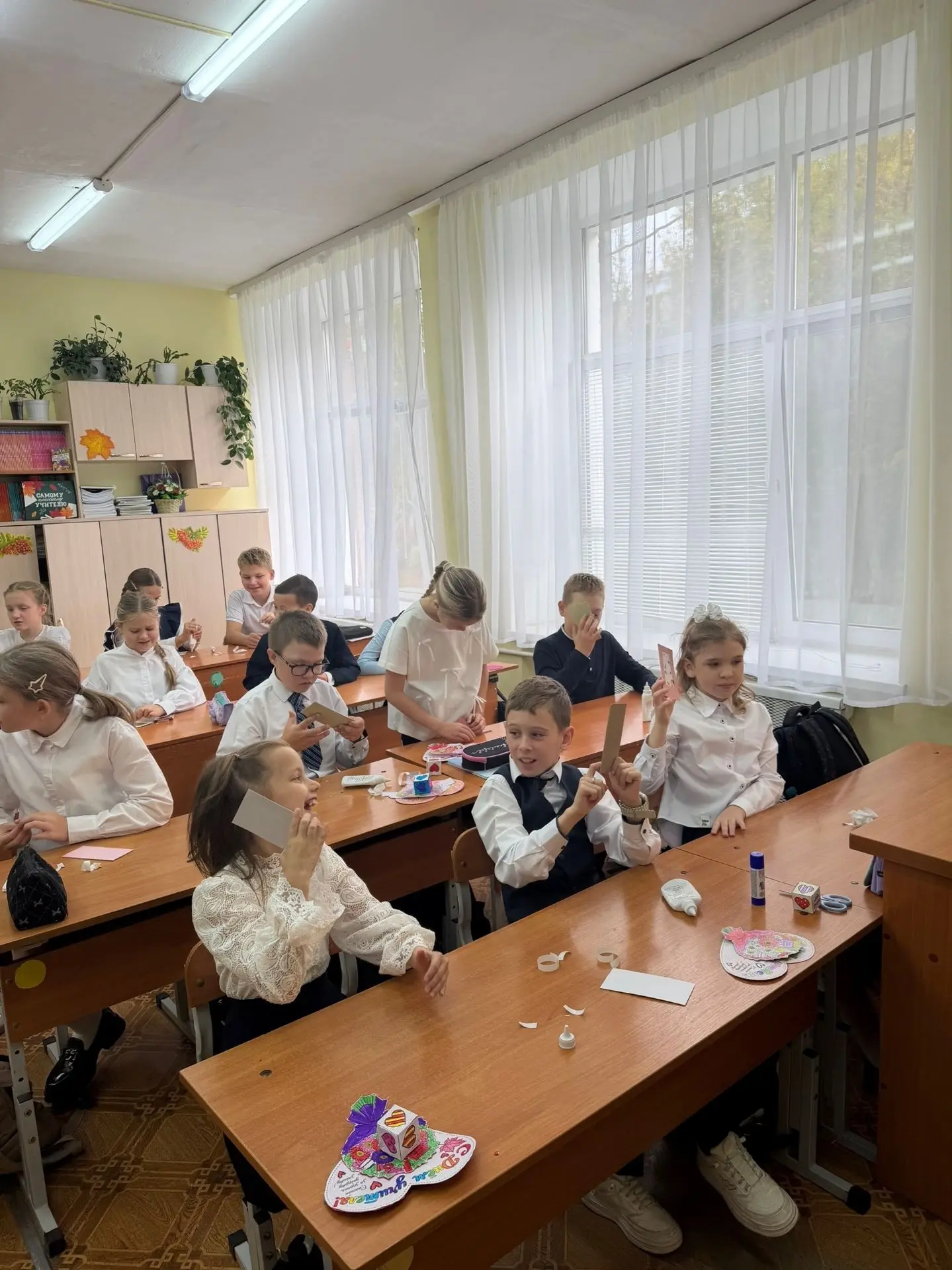 ОДИН ДЕНЬ ИЗ ЖИЗНИ 4 "Б" КЛАССА 🏫