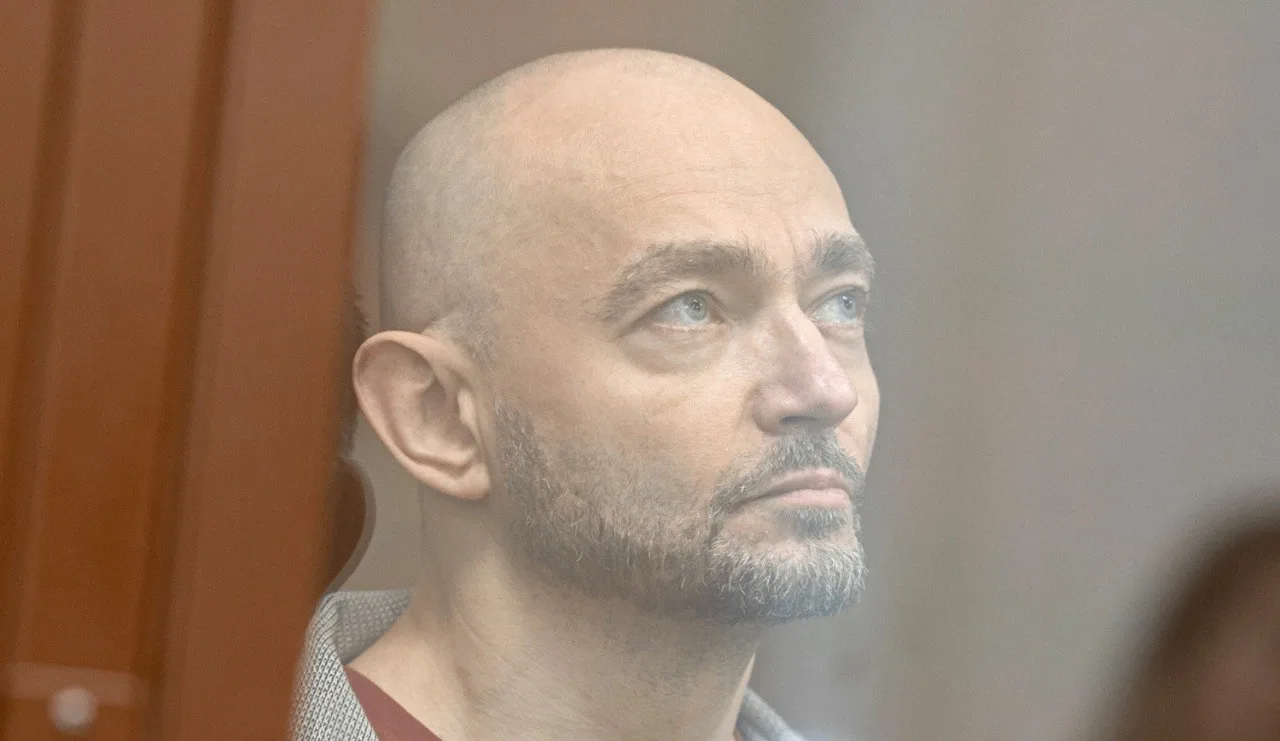 Как выжить в тюрьме. Экс-замглавы Минцифры Максим Паршин завел Telegram-канал, где расс...