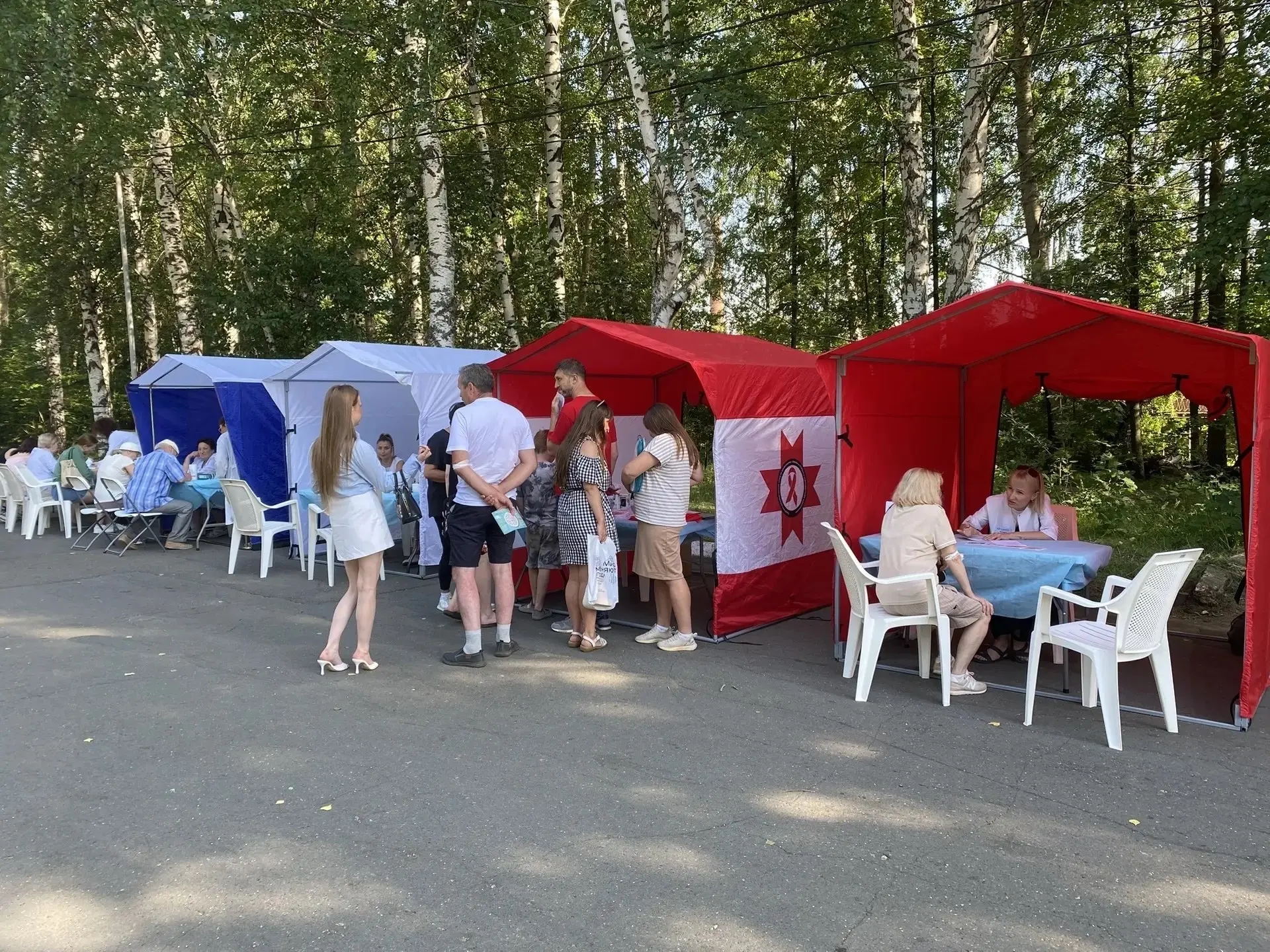 1️⃣3️⃣9️⃣ человек проверили свое здоровье на Территории здоровья в парке культуры и отдыха им. Киров