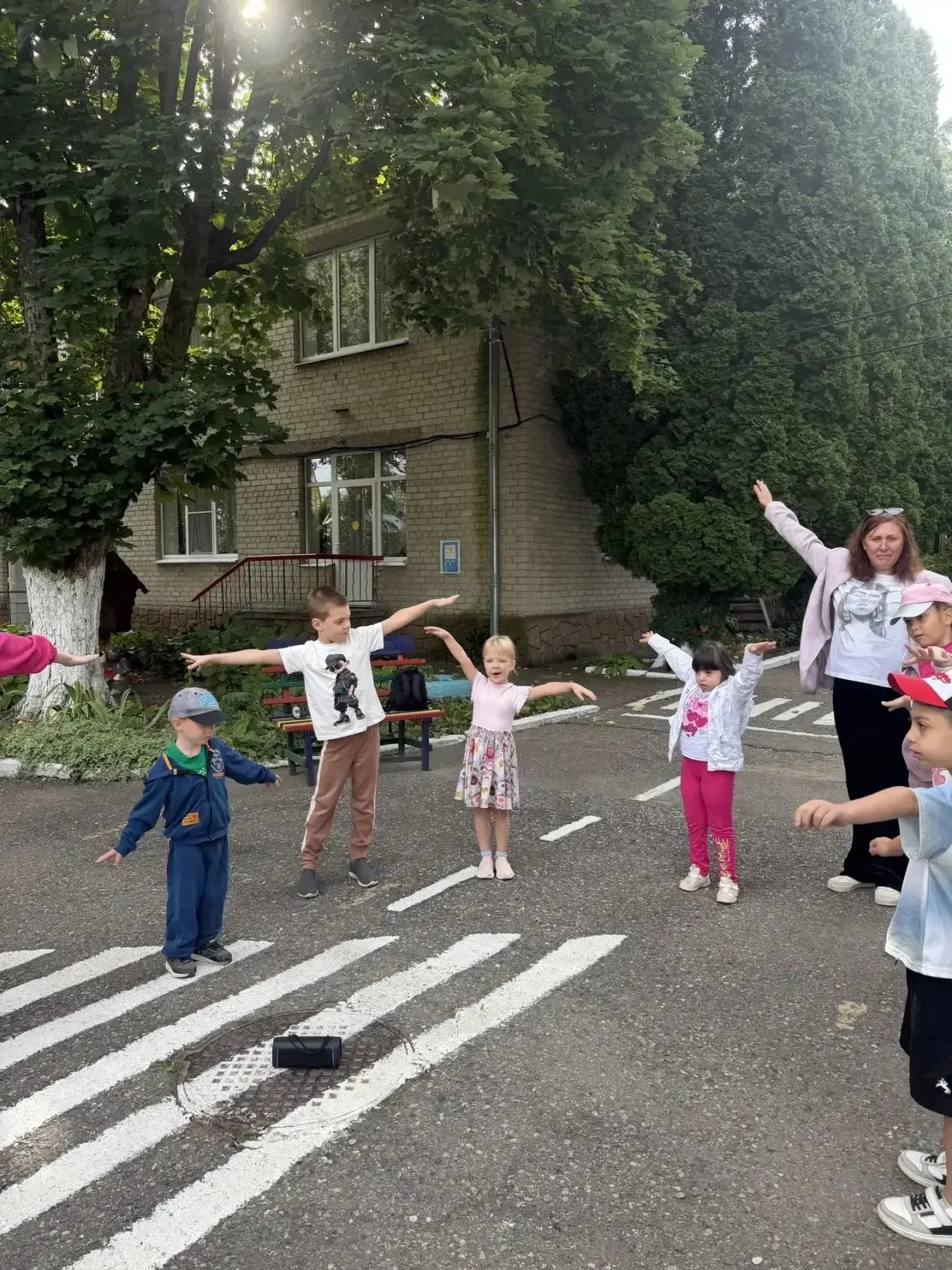 Сделать нас сильней немного