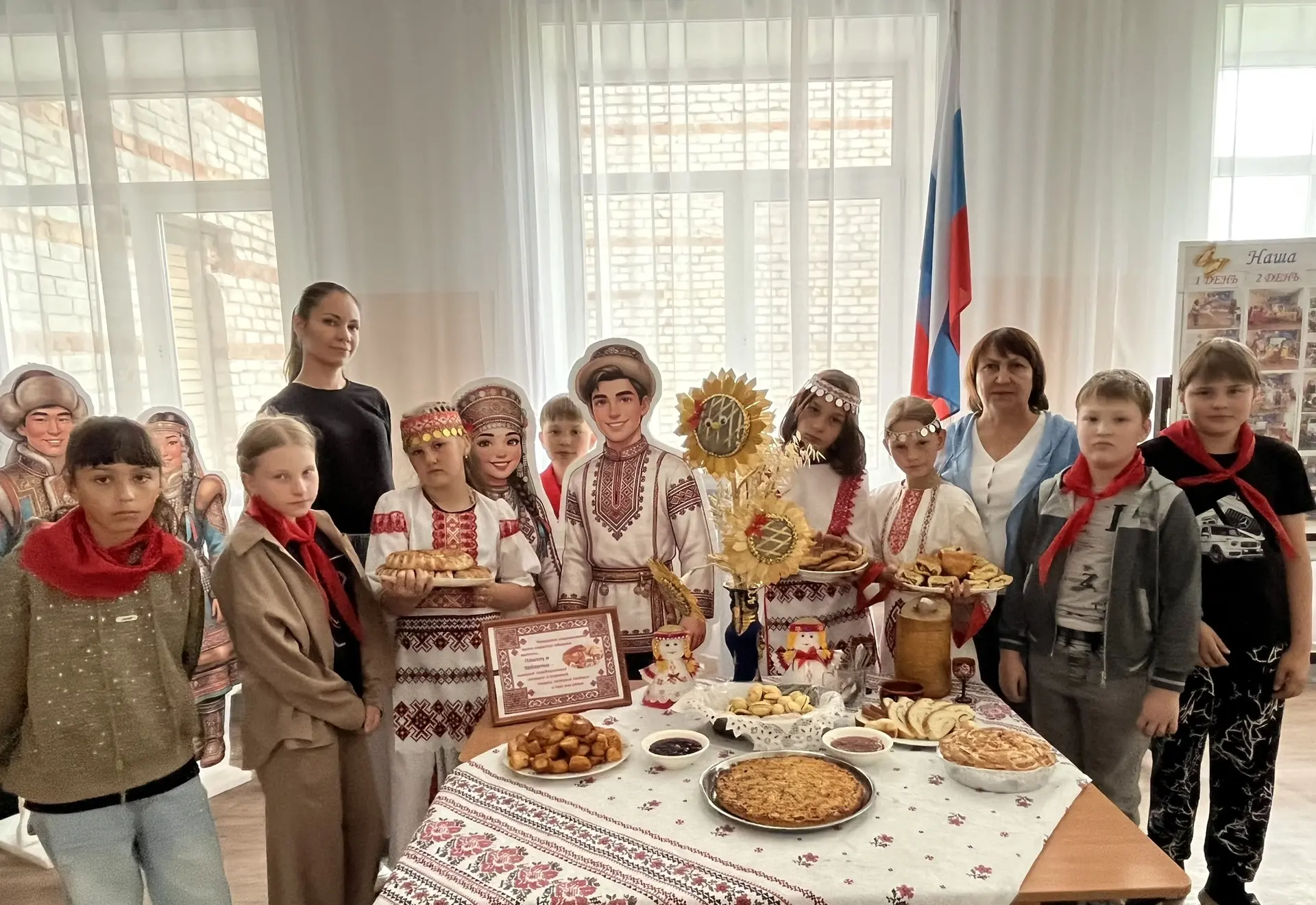 ☀️ДОЛ «Жемчужинки». День 14.

⚡️Сегодняшний день в нашем лагере «Жемчужинки» был невероятно вкусным 
