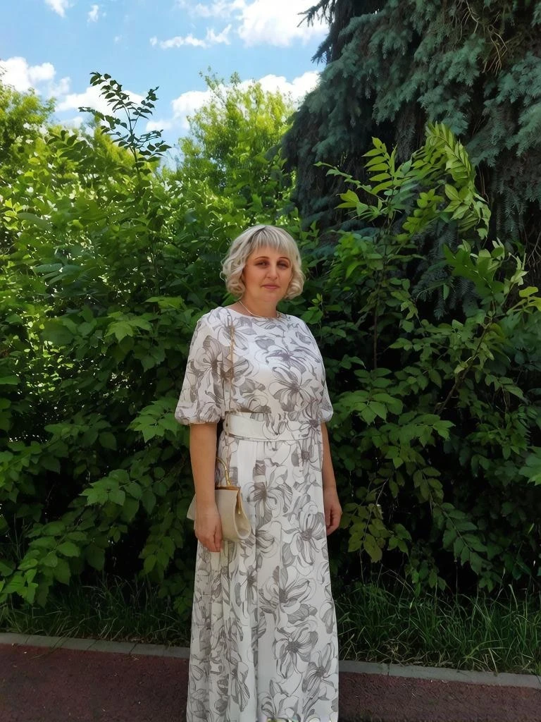 🎂🎉Сегодня отмечает свой День рождения наша уважаемая коллега и прекрасный человек, Новичкова Елена