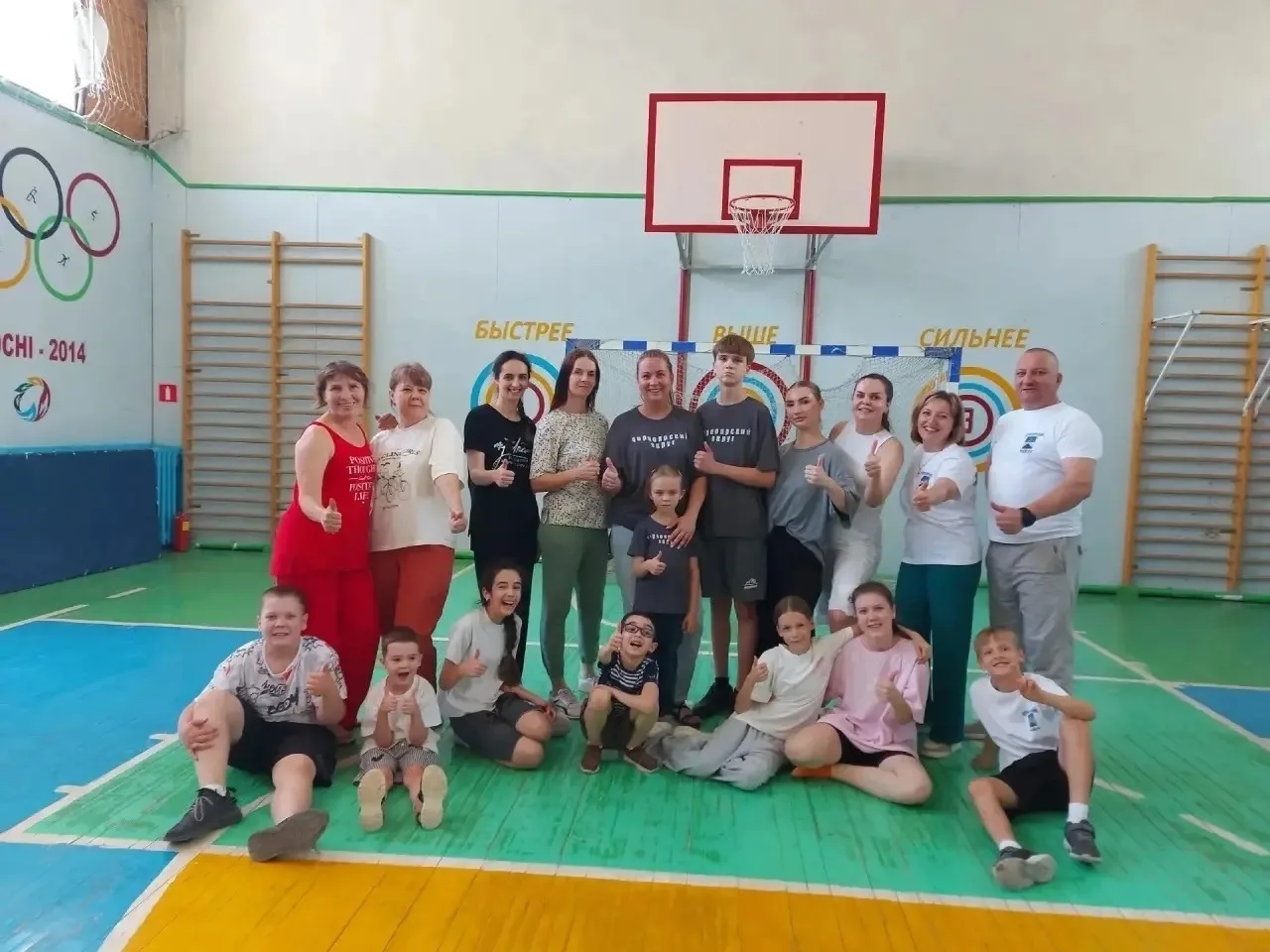 🎉 «Дворовые игры» в Черноярском округе: праздник, где гаджеты остались в стороне! 🎉