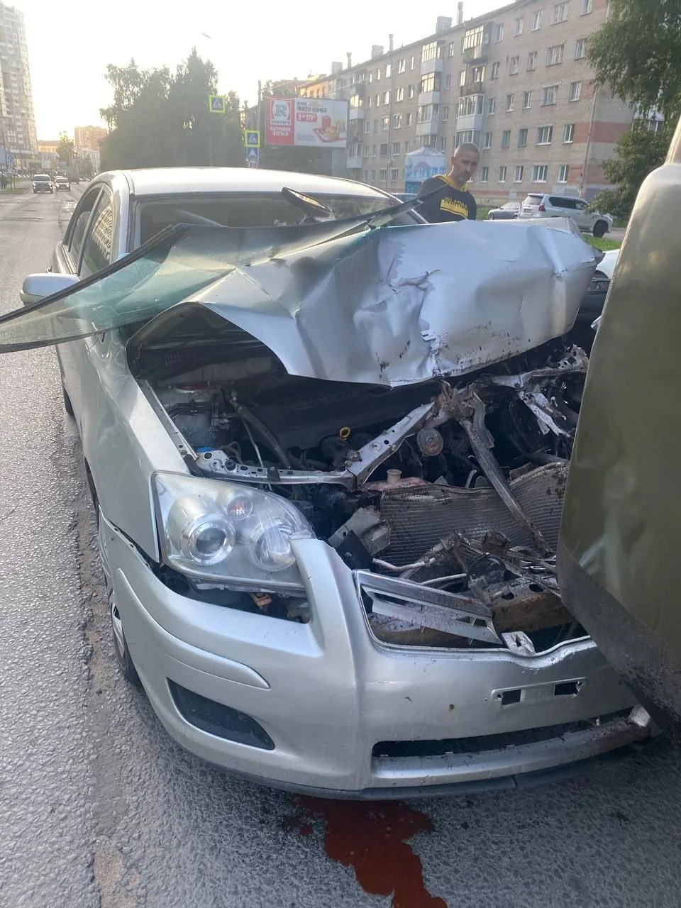 Бухой водитель на полном ходу влетел в буханку на Обводном.