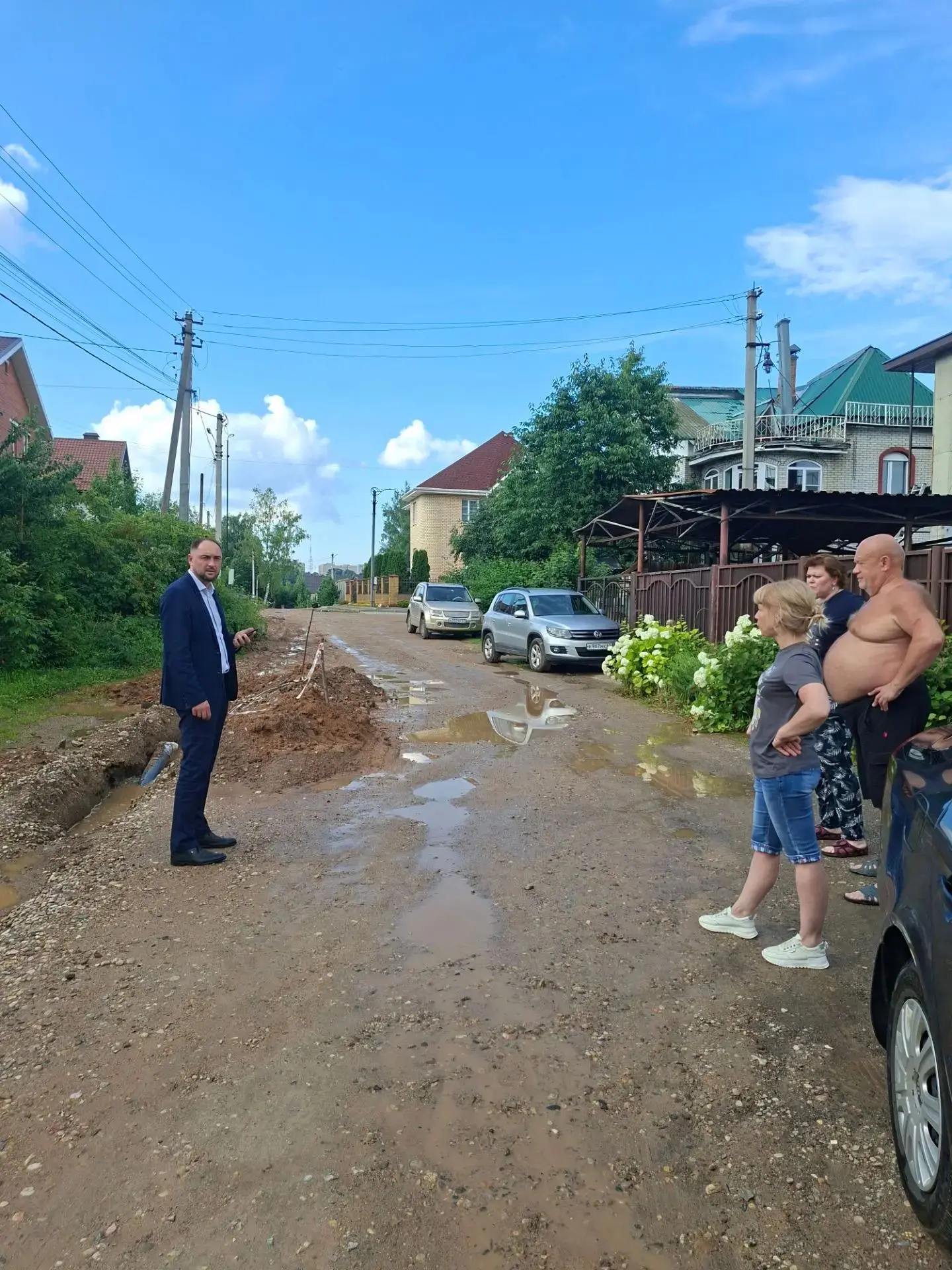 Начальник управления по Ленинскому району провел встречу с жителями улицы Реадовская.В ...