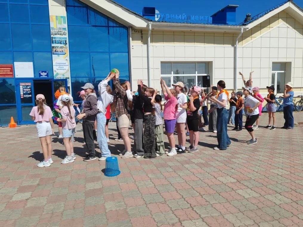 ЧЕТВЕРГ — ОФИЦИАЛЬНЫЙ ДЕНЬ ВЕСЕЛЬЯ ОКОЛО «ЧУЛЫМА»! ☀️✨