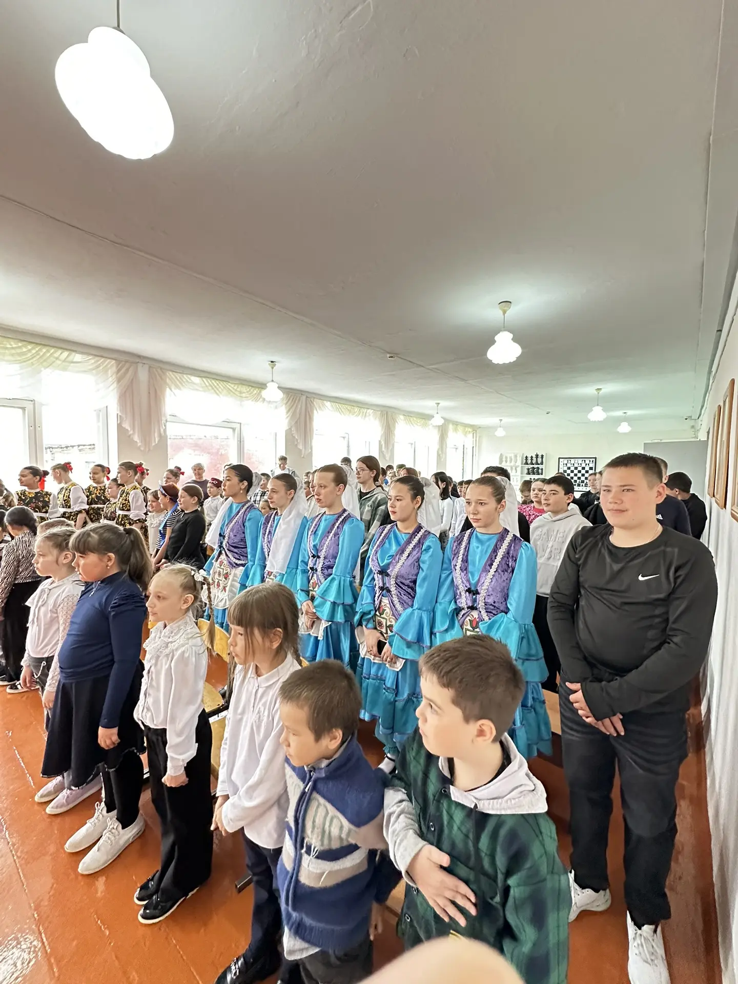 🇷🇺🇷🇺🇷🇺Сегодня в нашей школе с размахом прошёл концерт, посвящённый Году единства ...