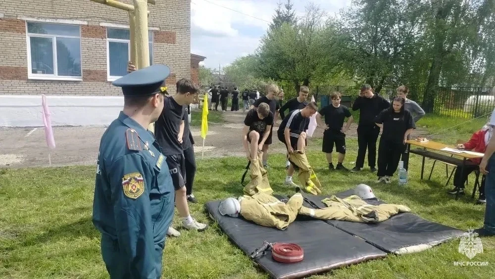 #СпасибоМЧС  💌«Благодаря их профессионализму и личному вкладу форум проходит на высоком уровне»  В Г