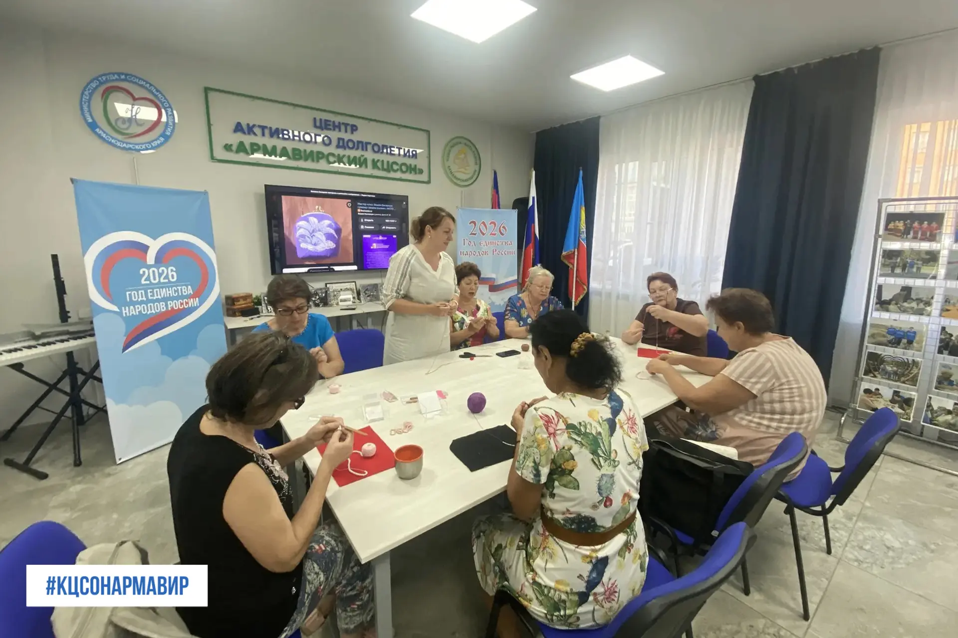 💈 Крючок, бисер и золотые руки: наши мастерицы освоили новый вид рукоделия