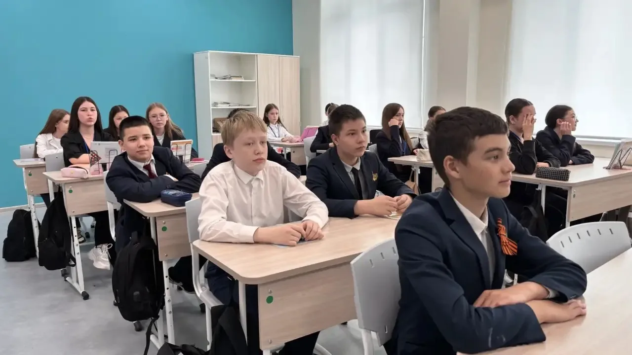 🎨✨ Сегодня в нашем лицее — настоящий праздник культуры: прошёл День единых действий, посвящённый Дню