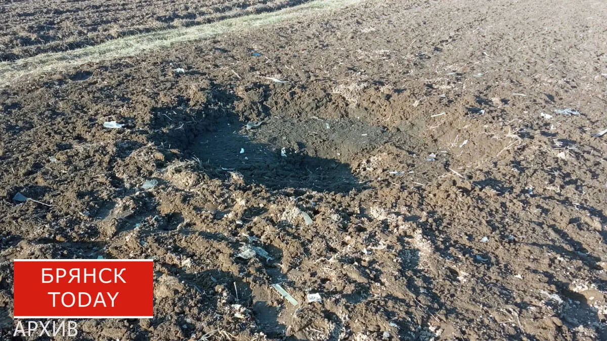 Дрон ударил по движущемуся скутеру в Злынковском районе, ранена женщина