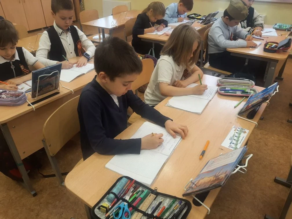 Что значит работать в команде? Сила команды  Команда – это группа единомышленников, где каждый вноси