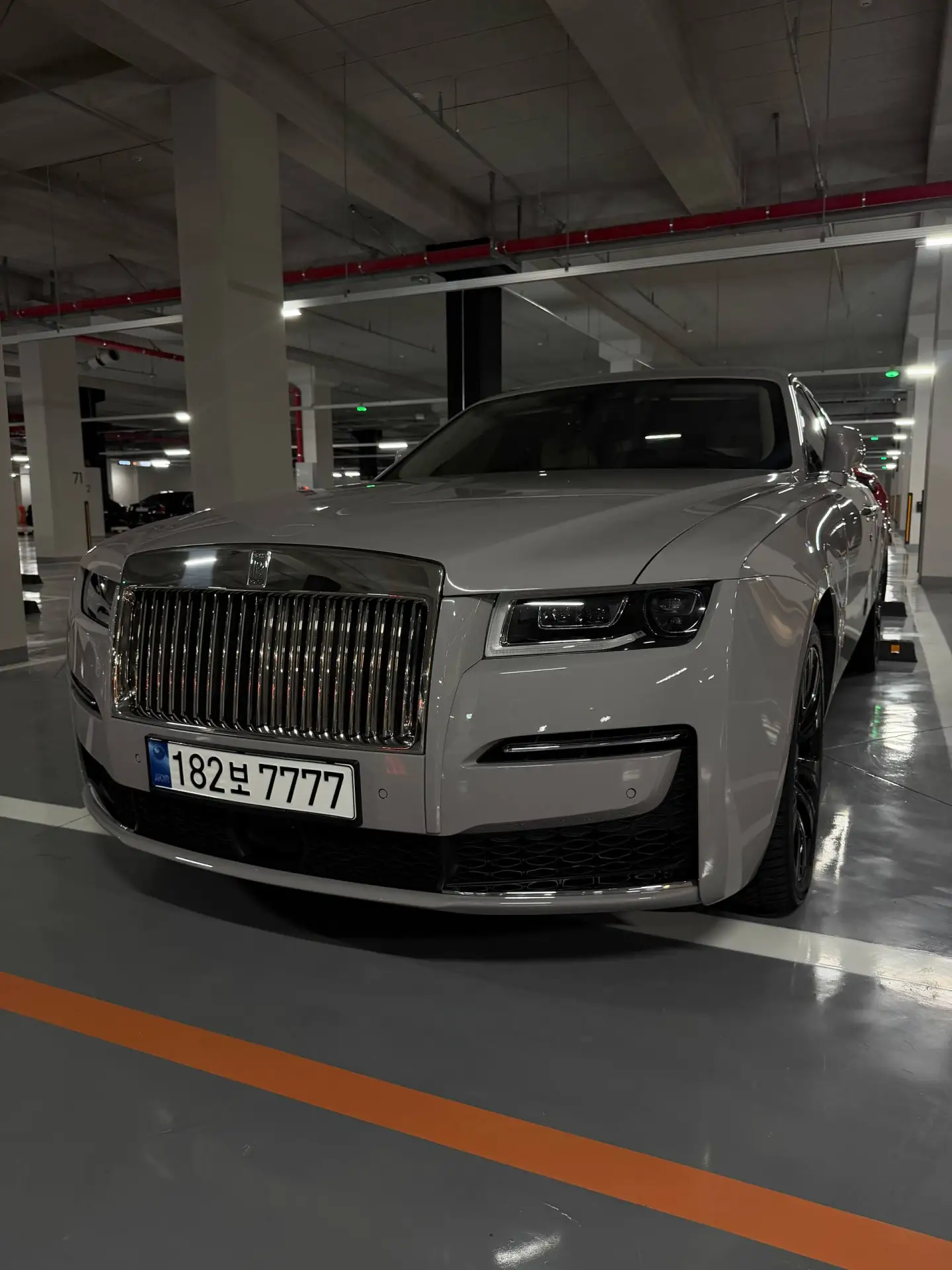 🔥 Rolls-Royce Ghost II 6.7 V12