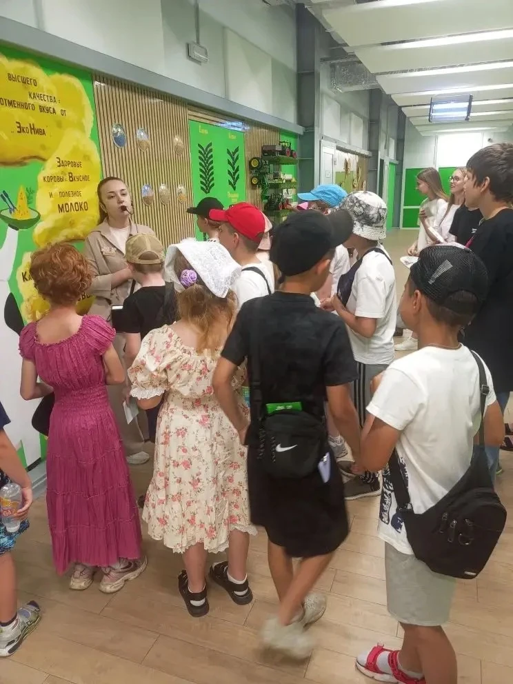 Экскурсия на сыродельный завод ЭкоНива в с. Щучье

Наши два лагеря — и дневного пребывания, и труда 