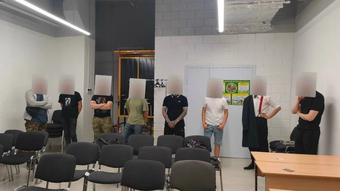 В Самаре полиция нагрянула на сход «Другой России Лимонова»*.