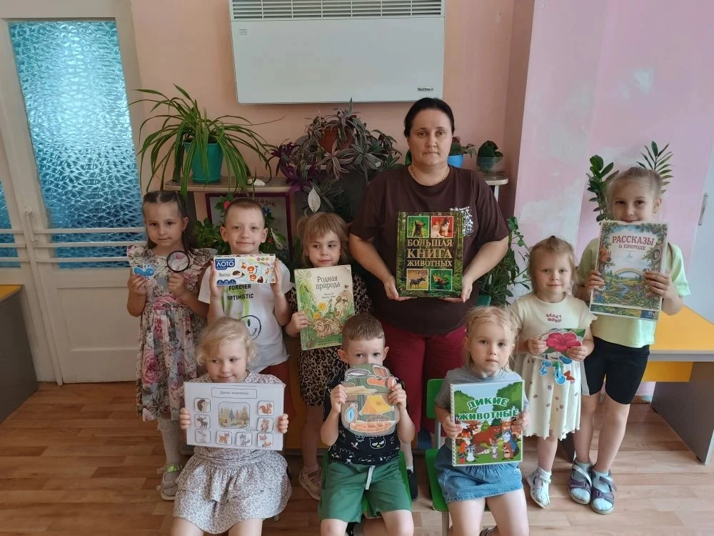 ☘️🌱🌿Путешествие в мир природы🌱☘️🌿

Сегодня юные исследователи🔎🔎🔎 из  группы " Русалочка "  От