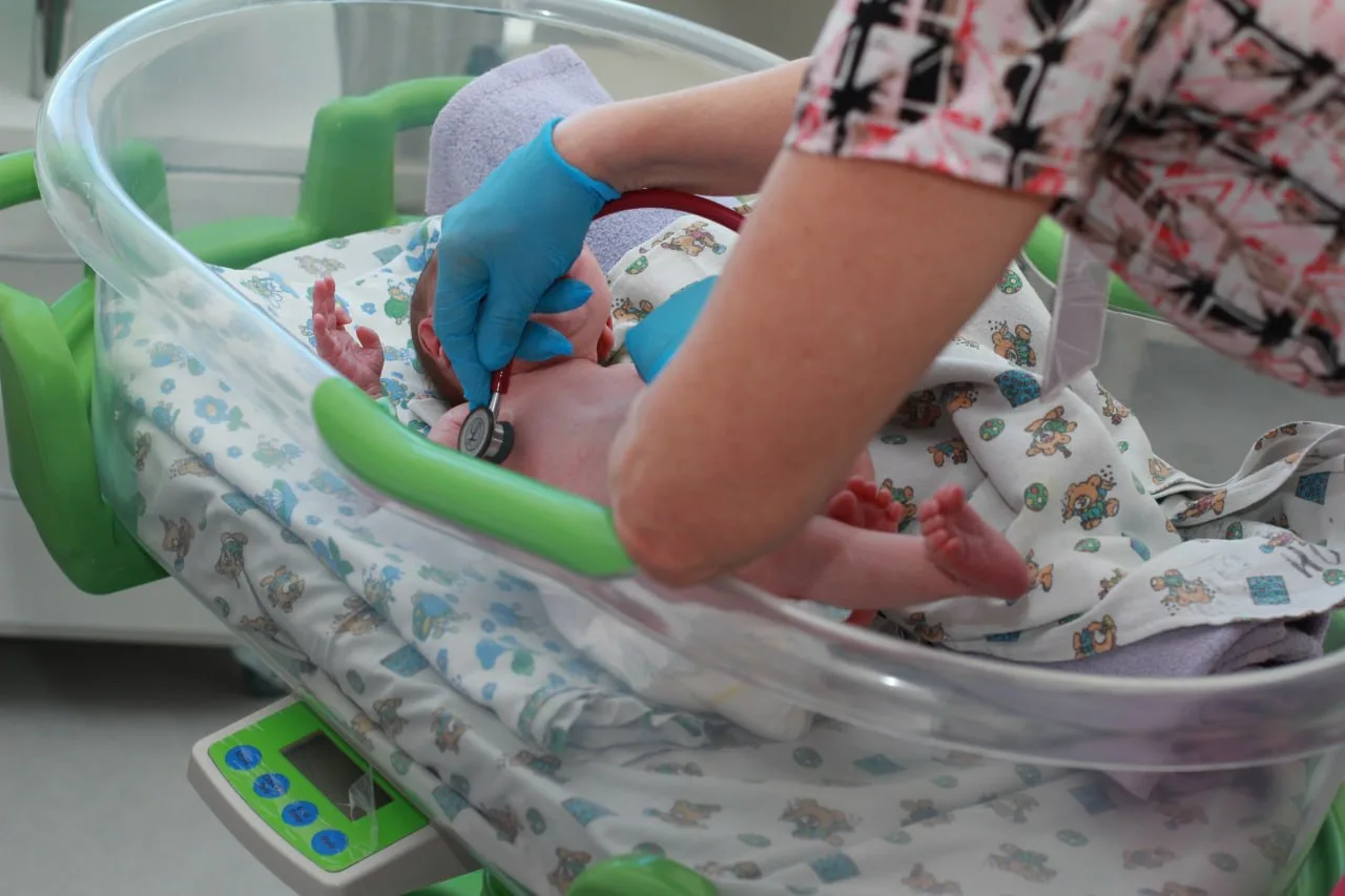 👶 В Сергиевом Посаде родился ребёнок-богатырь весом 5 килограммов  На 41-й неделе беременности пацие