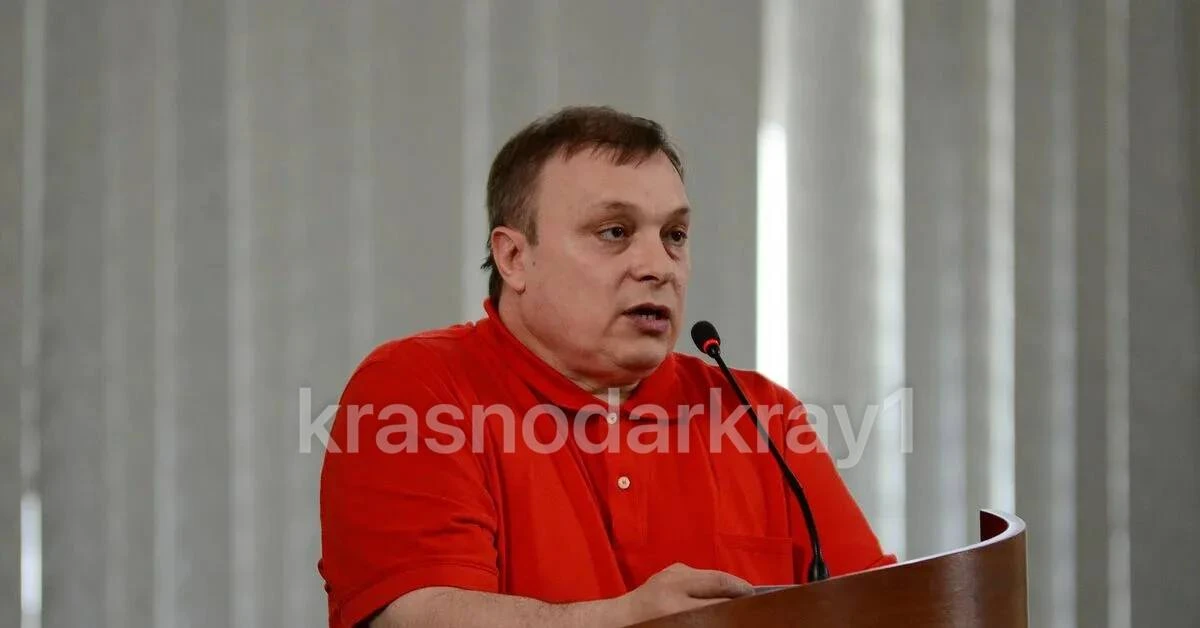 ⚡️ Белые розы больше не Разина: Суд в Краснодаре лишил Разина прав на песни «Ласкового мая»  Тем вре