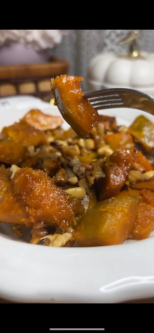 Тыква с орехами и медом
