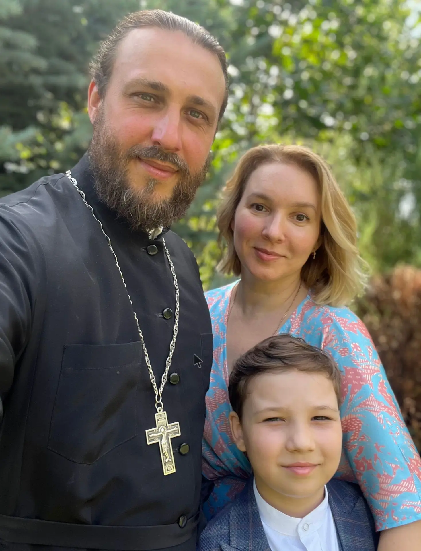 🍃Eсли ты любишь человека таким, какой он есть, то ты любишь его. Eсли ты пытаешься его...