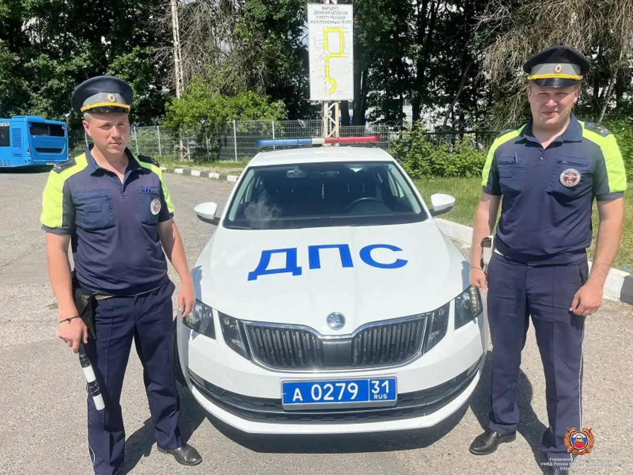 ❕11 июня утром Белгородские автоинспекторы оперативно сопроводили в больницу Audi с 9-месячной девоч