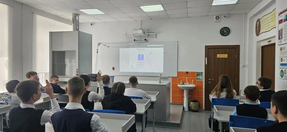 БЕЗОПАСНОСТЬ НА ДОРОГАХ   📌В нашей школе провели серию мероприятий, направленных на повышение безопа