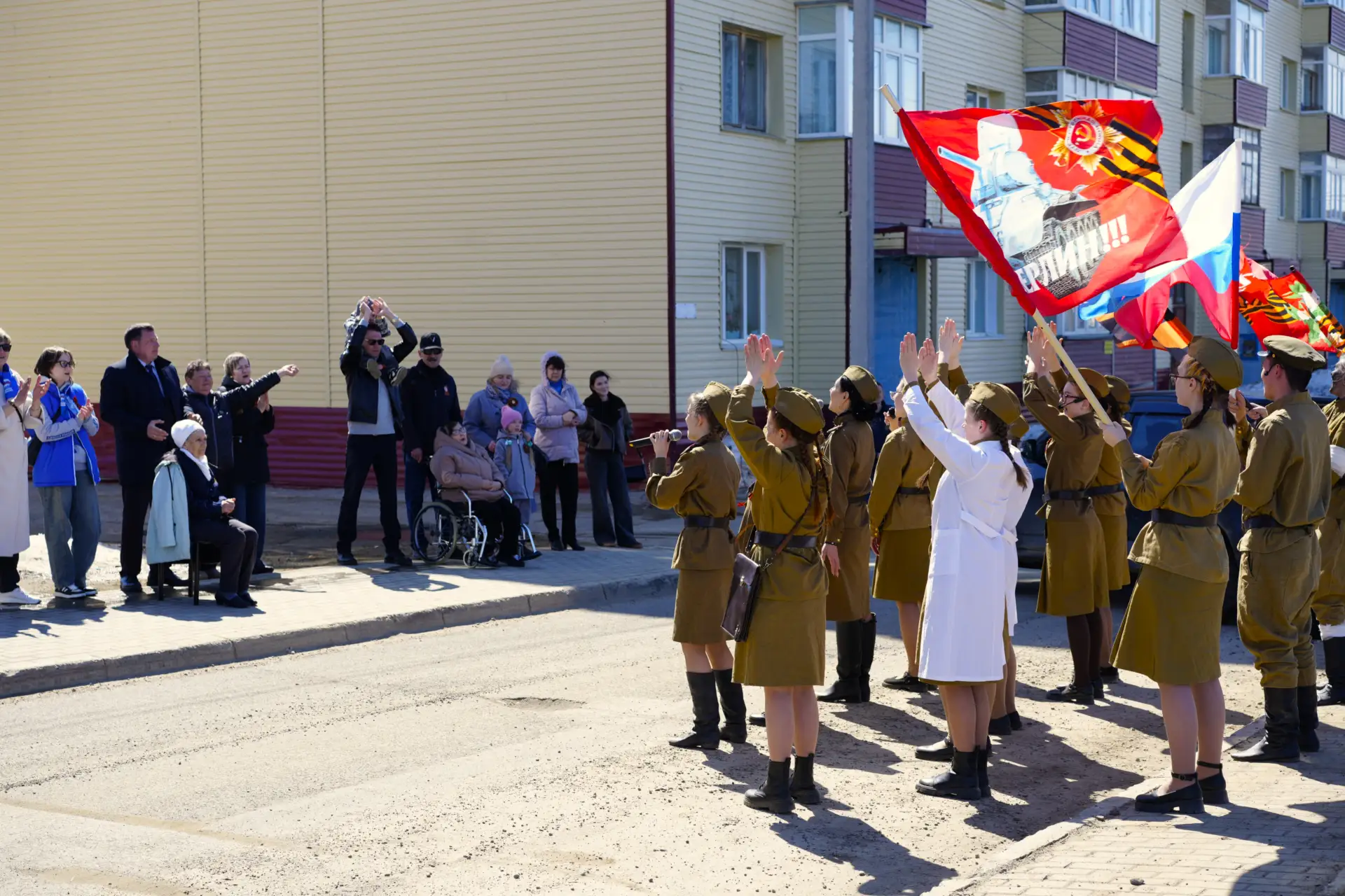 В эти праздничные дни особенно видно, как много могут сделать увлечённые люди.  Коллектив Центра тво