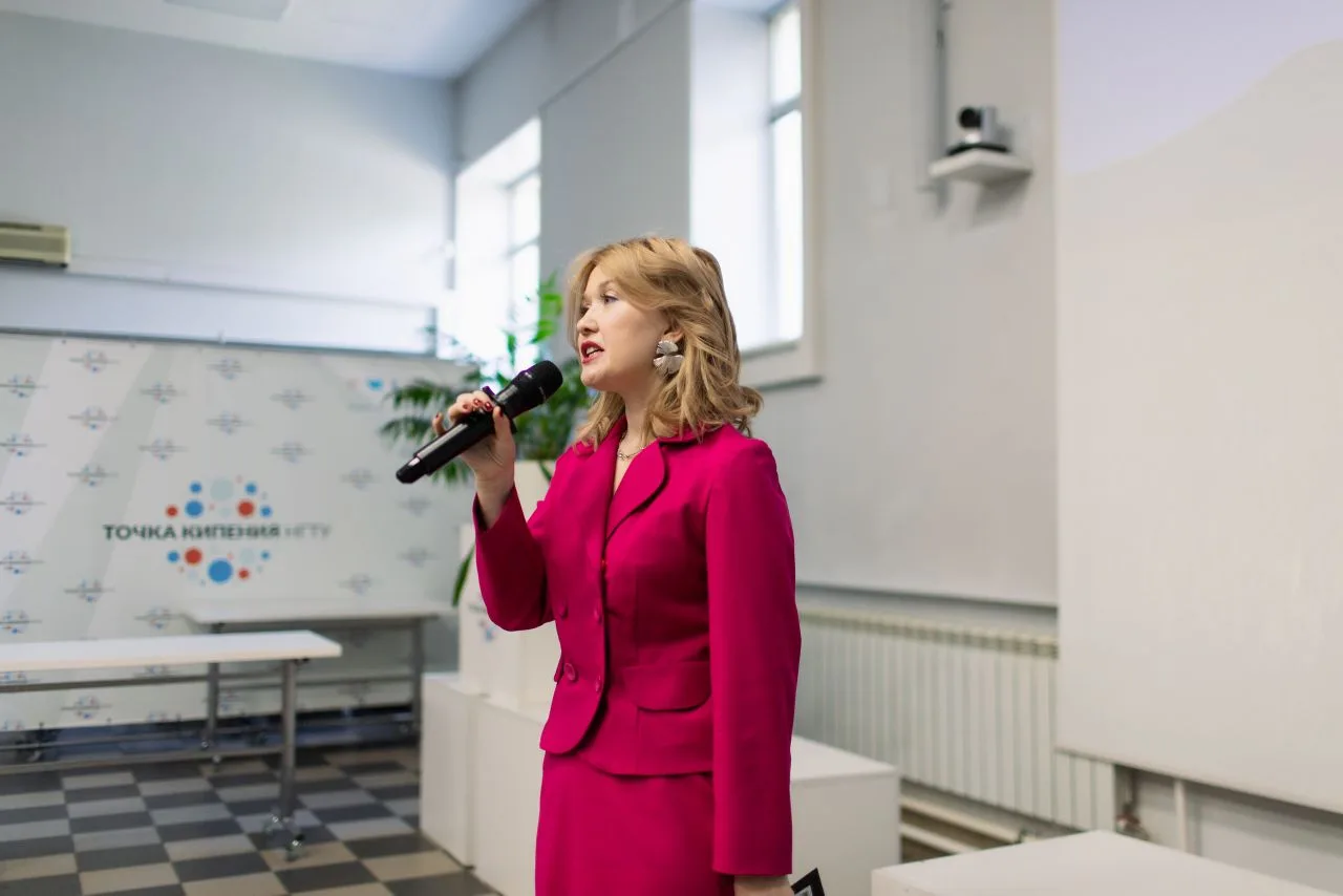 Студенты факультета бизнеса НГТУ НЭТИ стали участниками Профмастерской по формированию ...