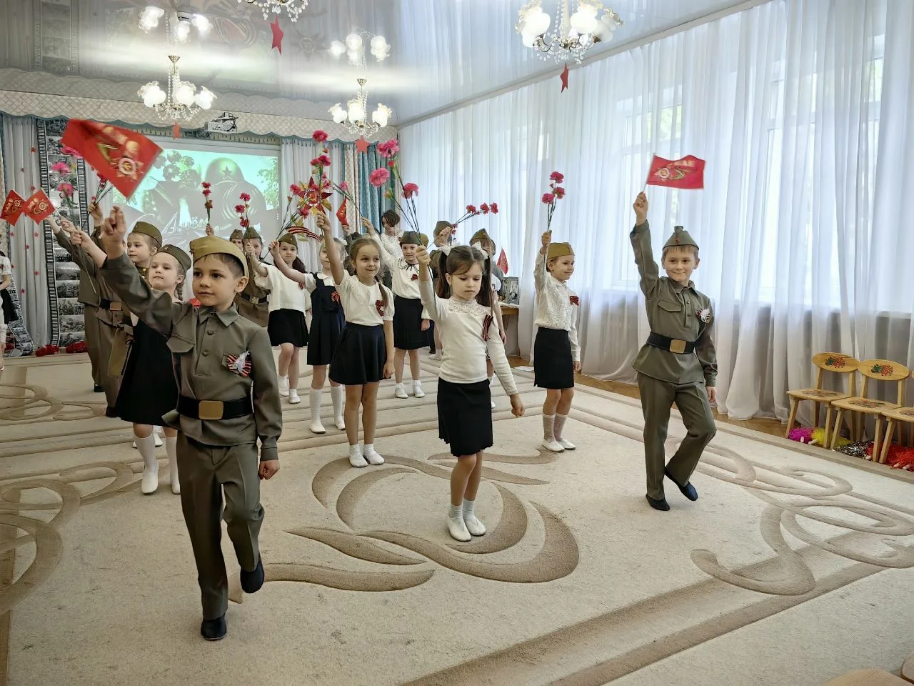 🎖️ Победный май 1945 года: символ мира и свободы

Май 1945 года навсегда останется в памяти народов