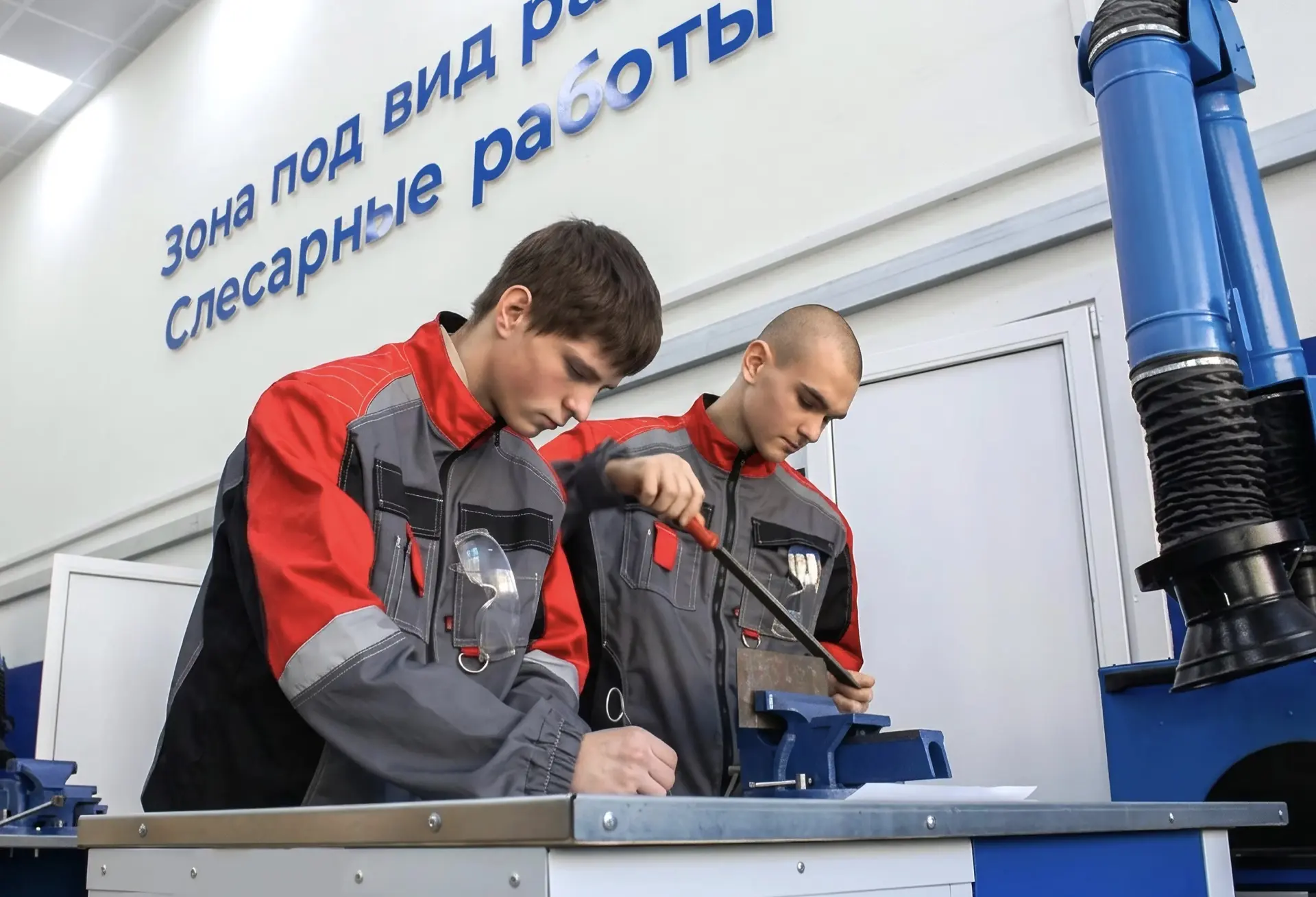 В 19 колледжах Владивостока стартует приемная кампания!

• 20 июня колледжи столицы Приморья открыва