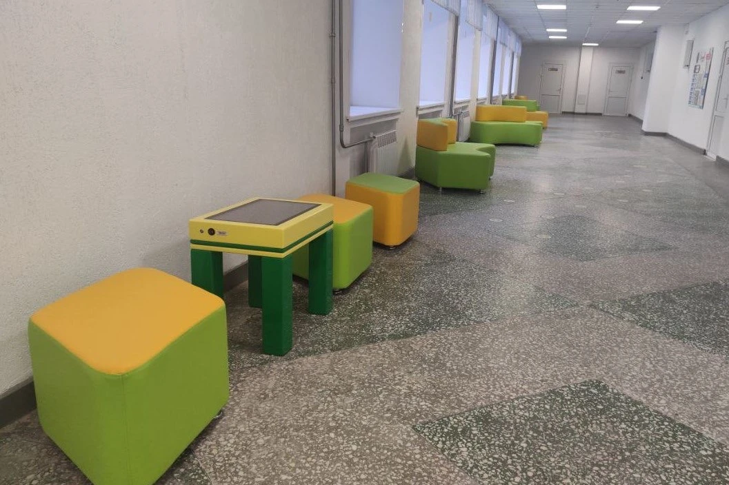🏫 По народной программе в Стрежевом завершился капитальный ремонт школы №4  Более 800 учеников верну