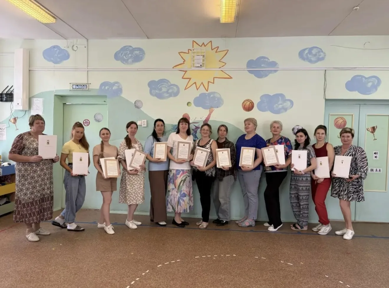 💐Вчера педагогам Центра развития ребенка - детского сада №42 были вручены благодарстве...