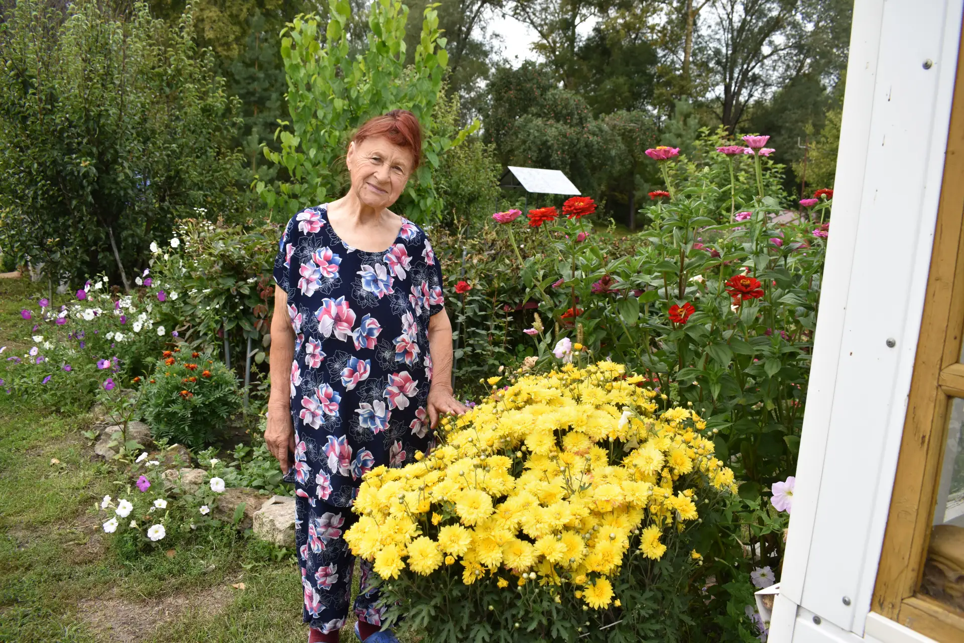Жизнь как сад: к 80-летию Софьи Сергеевны Капитоновой