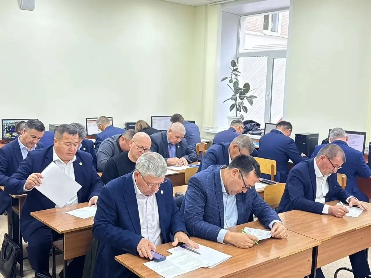 🐾 Руководитель Мамадышского ветеринарного объединения прошёл аттестацию