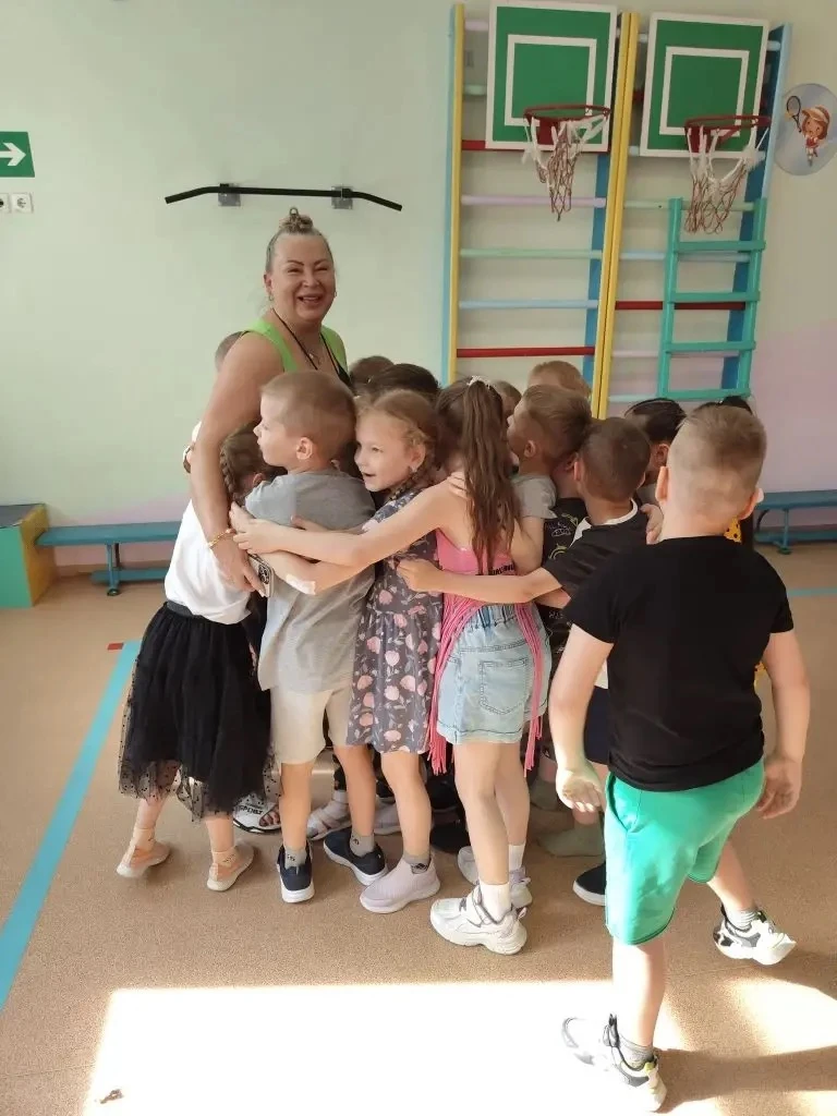 💪✨ Последняя зарядка подготовительной группы ✨💪

Сегодня у ребят подготовительной группы прошла по