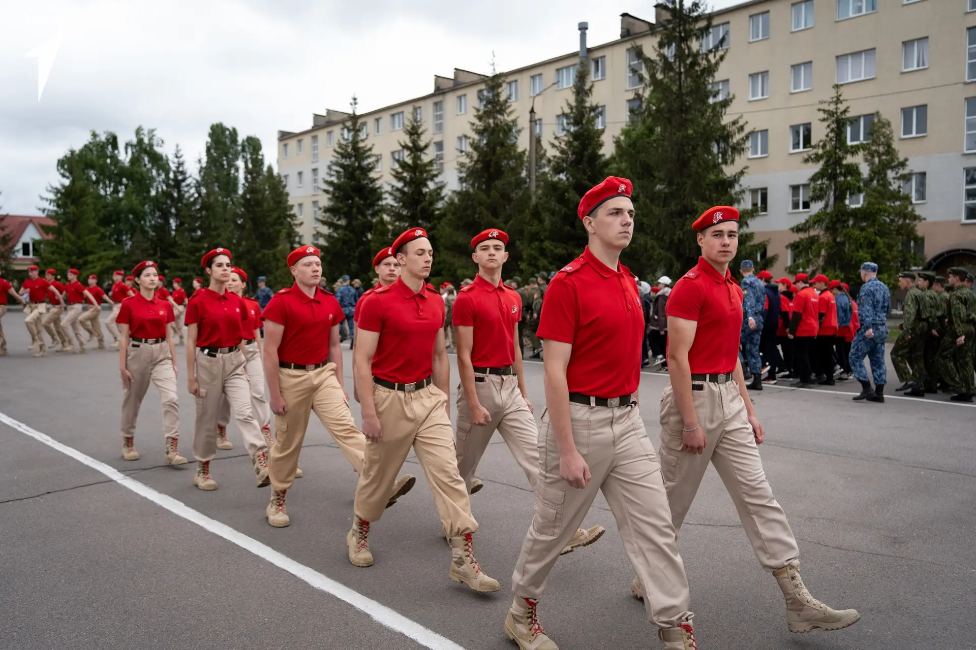 Команда МКОУ «Рождественская СОШ» «Истоки36», на региональном этапе Военно-патриотическ...